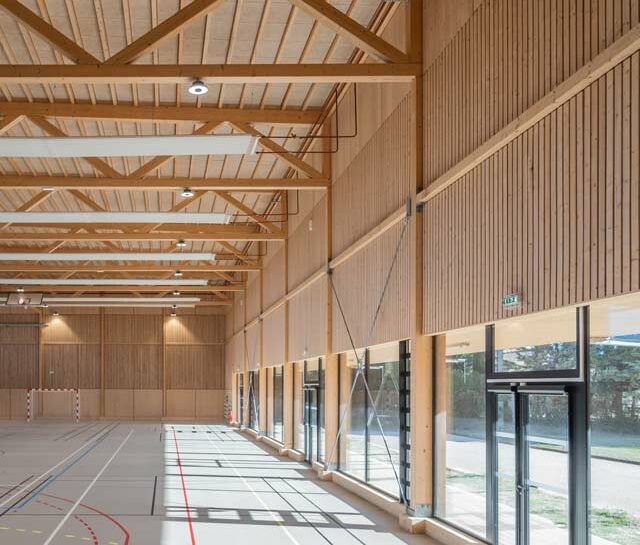 vue interieur de la salle de sport multiactivité de Mouriès